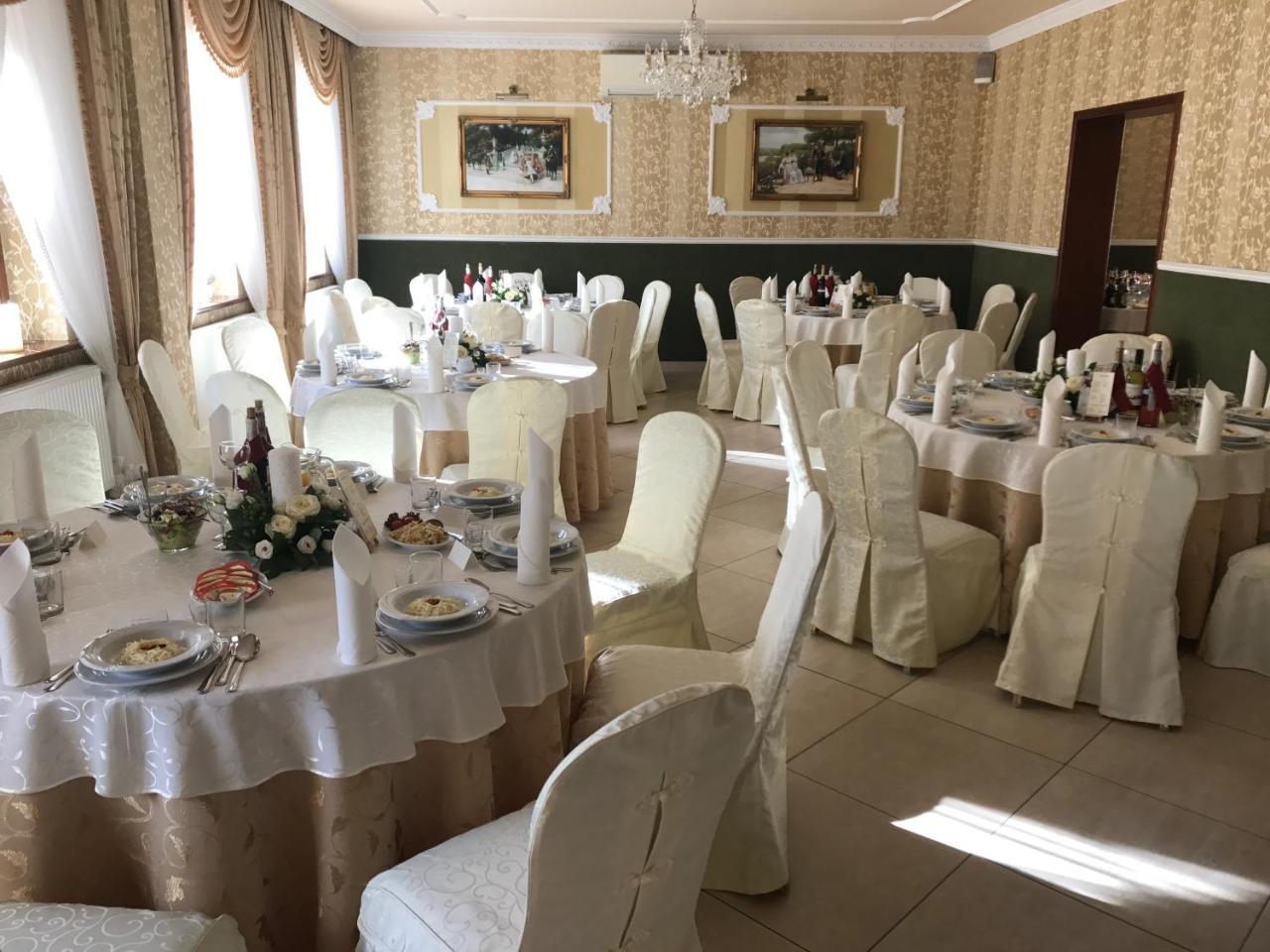 Hotel Restauracja Willa Radwan Aleksandrów Kujawski Exterior photo